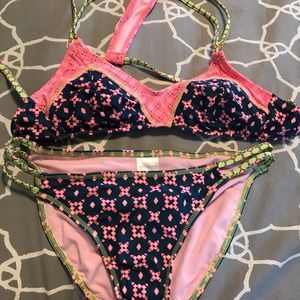 Xhilaration Bikini Set (size medium)
